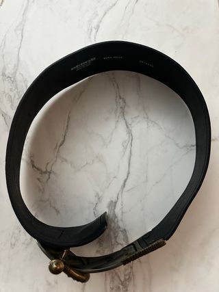 Cinturone Berge in pelle nera con fibbia