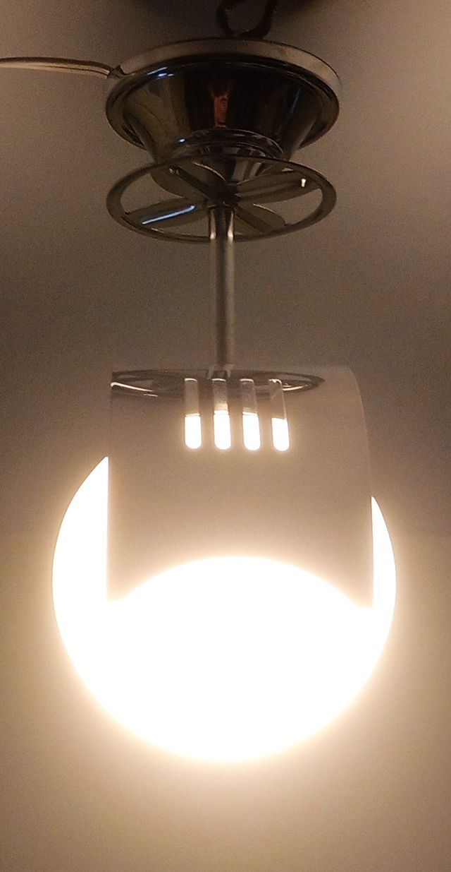 Lâmpada Futurista Space Age Opalina da Espanha, Anos 70