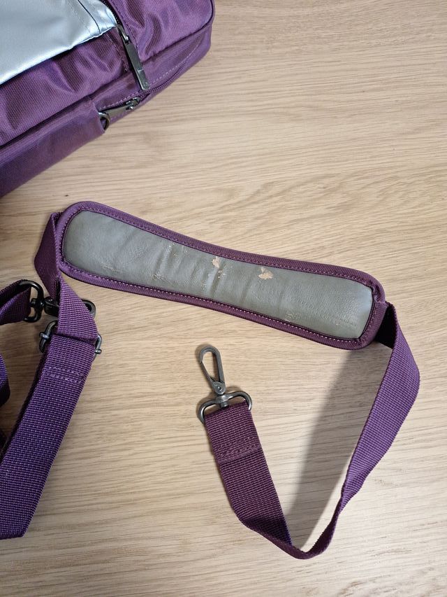 Maletín Portátil Tucano Morado