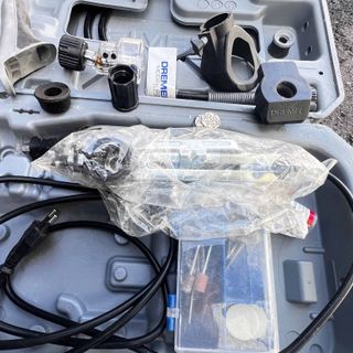 Dremel 4000 con accesorios y eje flexible