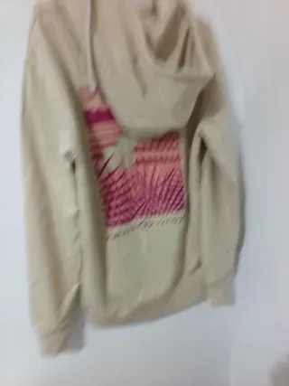 Sudadera beige con estampado
