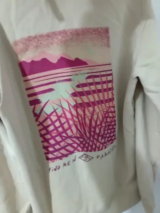 Sudadera beige con estampado