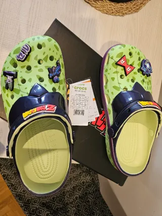Crocs Dragon Ball Z Cell Talla 42-43
