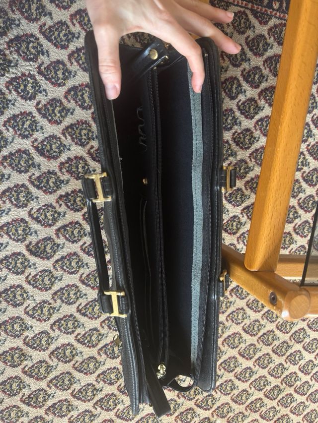 Maletín Estefano Bucci Negro