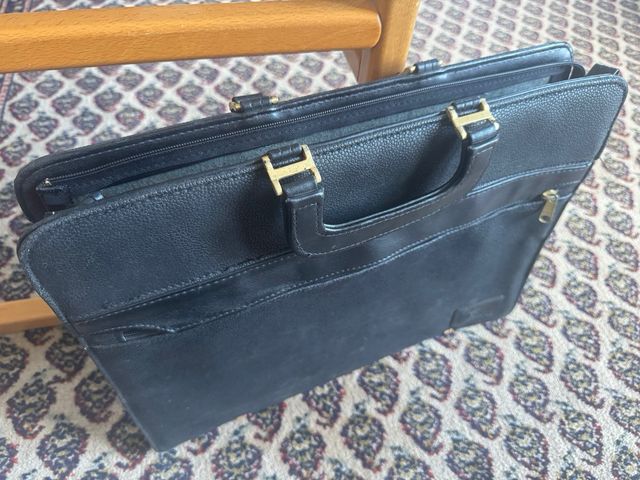 Maletín Estefano Bucci Negro