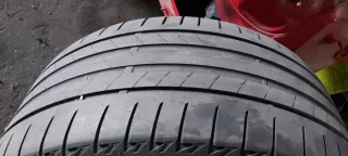 Neumático 255/40 R18 99Y