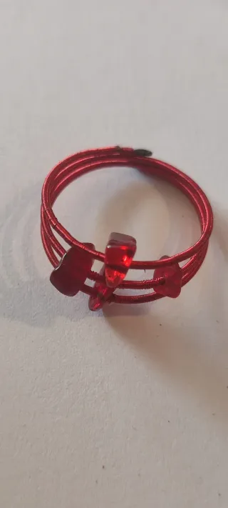 Conjunto collar ,pulsera y anillo piedras rojas