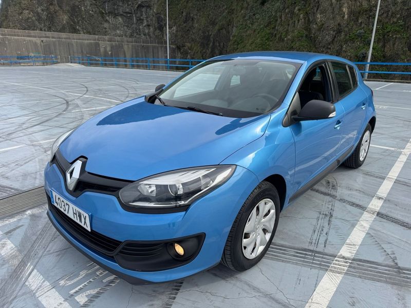 Renault Megane 2014 - foto 1