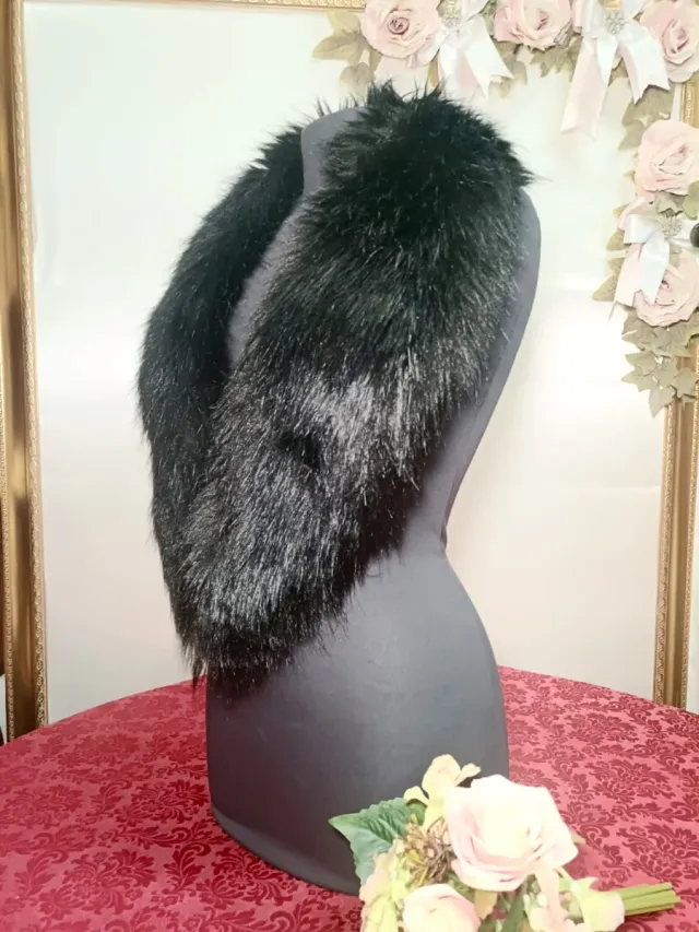 Cuello/Bufanda Negra Elegante Pelo Sintético