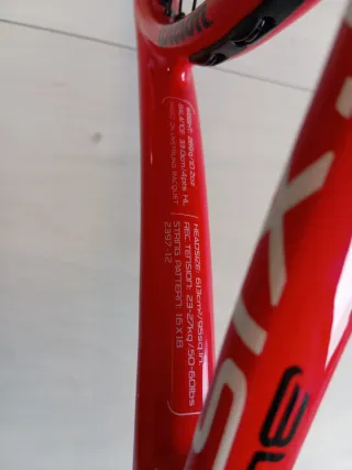 Raqueta Tenis Wilson Six One Team Roja