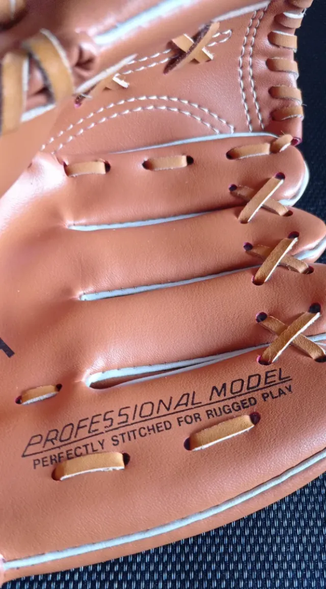 GUANTE DE BEISBOL PROFESIONAL NUEVO A ESTRENAR