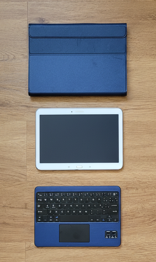 Galaxy Tab 4 10.1 LTE SM-T535 + funda con teclado