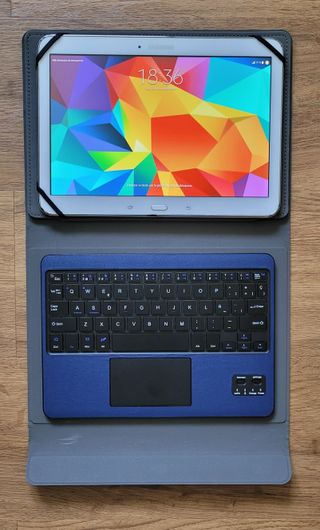 Galaxy Tab 4 10.1 LTE SM-T535 + funda con teclado