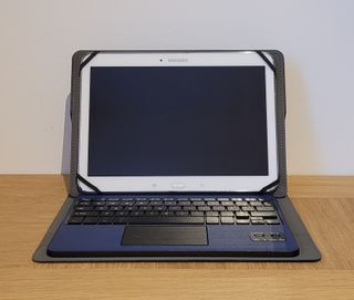 Galaxy Tab 4 10.1 LTE SM-T535 + funda con teclado