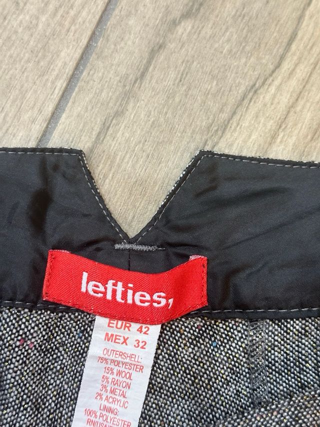 Bermudas grises/verde oscuro con cinturón