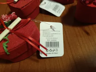 4 Scatoline a Cuore Rosse con Fiori