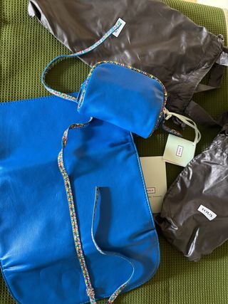 Cartera y Portajoyas Tous Azul