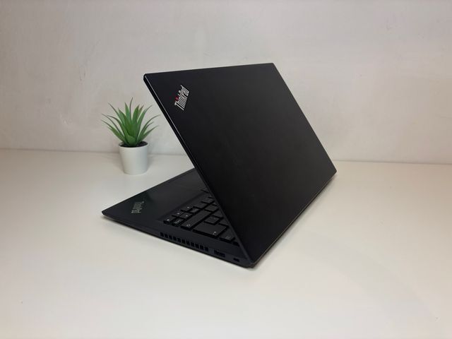 Lenovo Thinkpad T14S Gen 1 i7 512GB SSD 16GB RAM