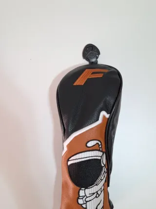 Funda Madera Golf Astronauta