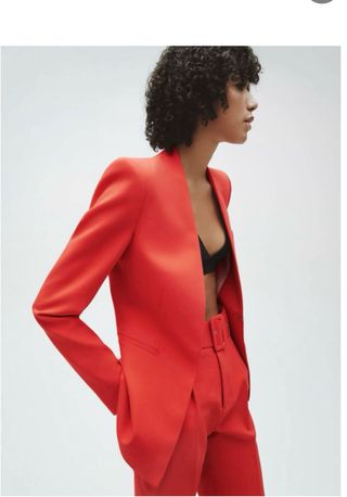 Traje Zara Rojo