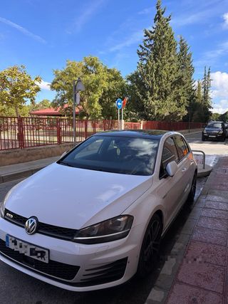 Volkswagen Golf 2014