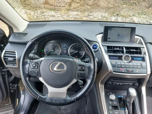 Lexus NX 2017
