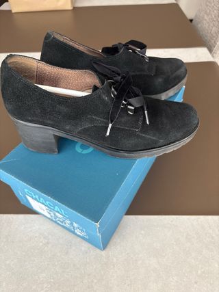 Zapatos chica de piel con cordones