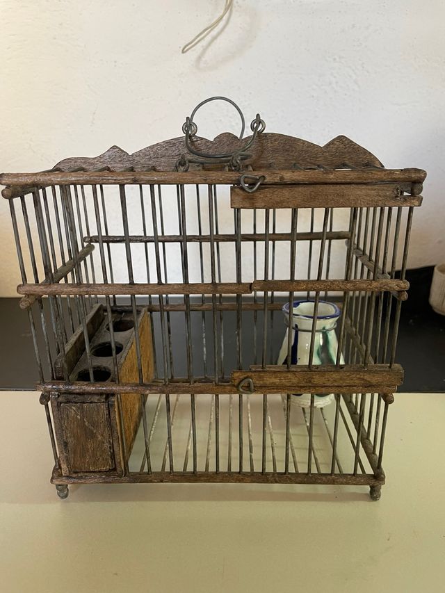 Jaula para jilguero de madera