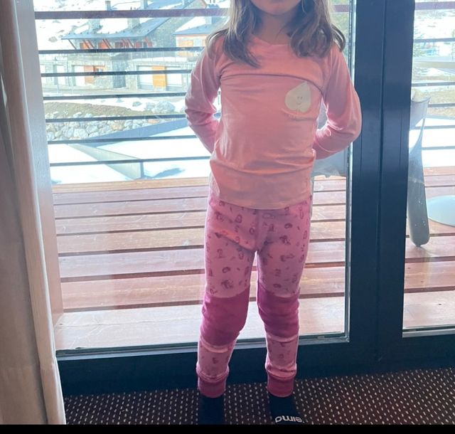 Ropa térmica Helly Hansen niña 122cm