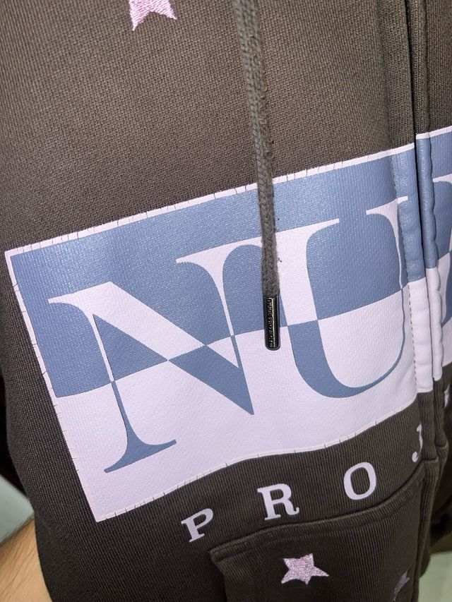 Sudadera Nude Project Marrón con Estrellas