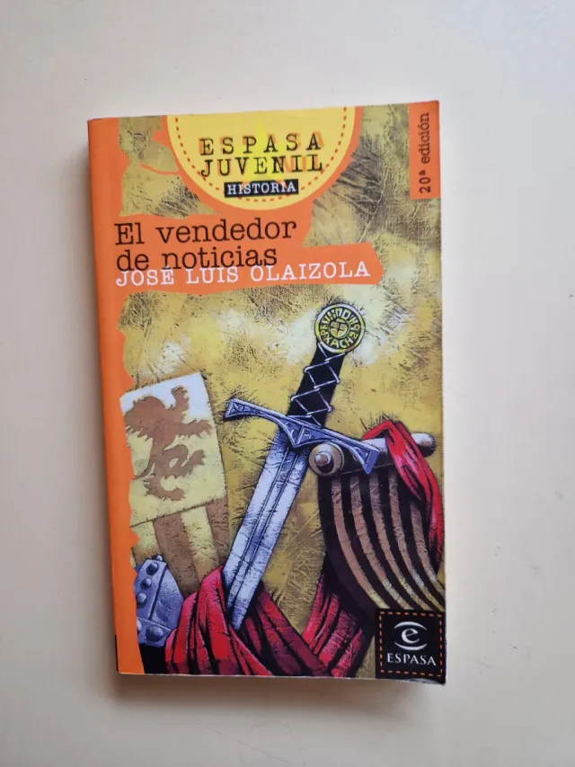 El vendedor de noticias/ The News Seller (Spani...