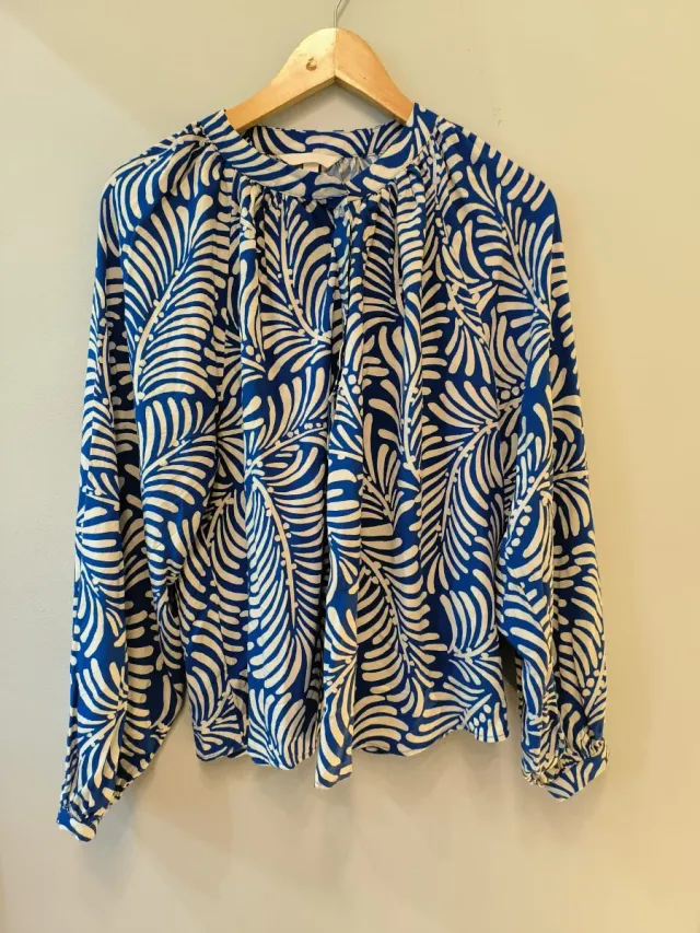 Blusón manga larga estampado