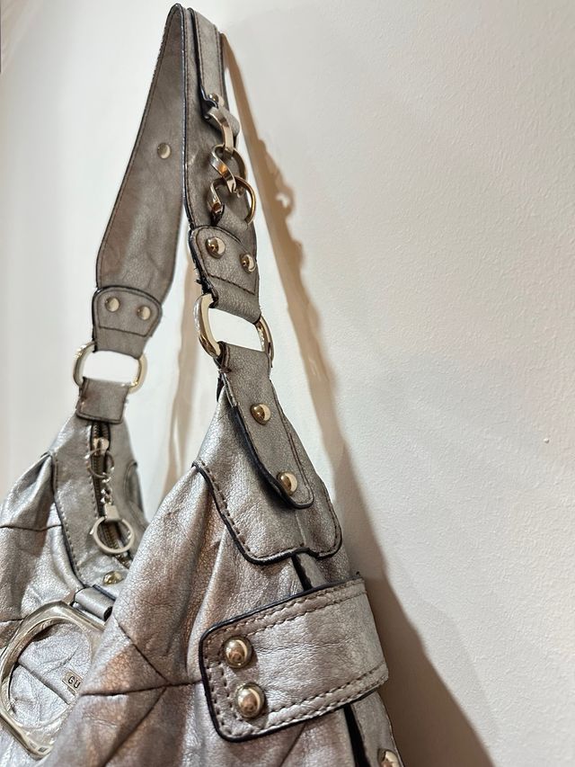 Bolso Guess Plateado Y2K Vintage