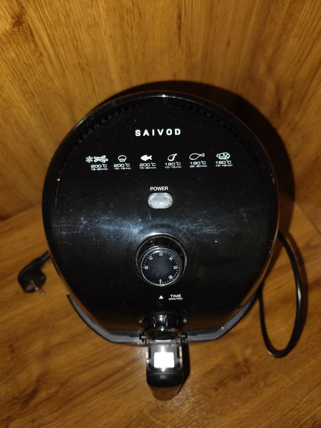 Freidora de aire Saivod negra
