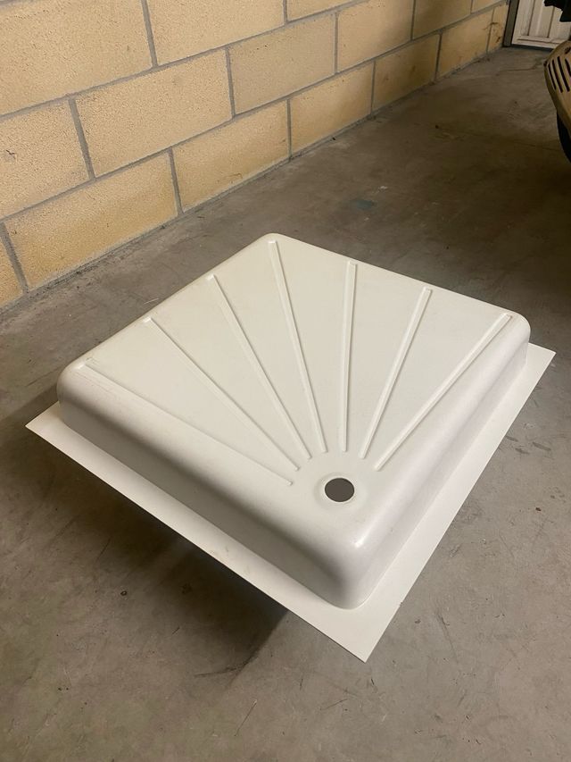Plato de ducha encastrable 58x58cm, ideal camper.