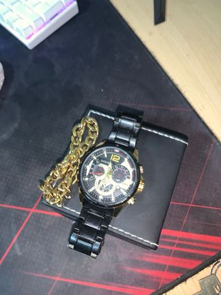Reloj EXACT Negro y Dorado con pulsera incluida