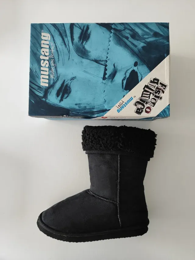 Bota Mustang Negra Talla 38