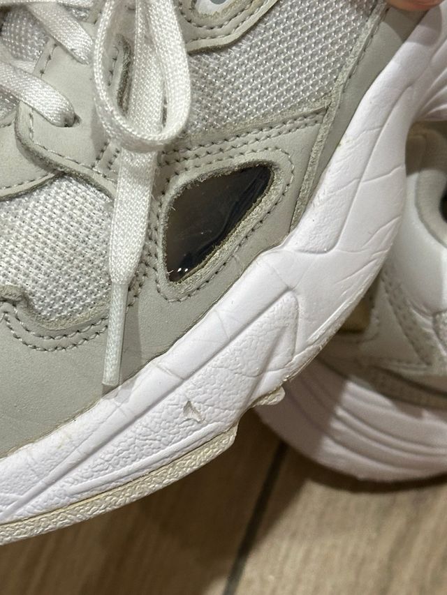 Zapatillas Adidas Falcón Triple White