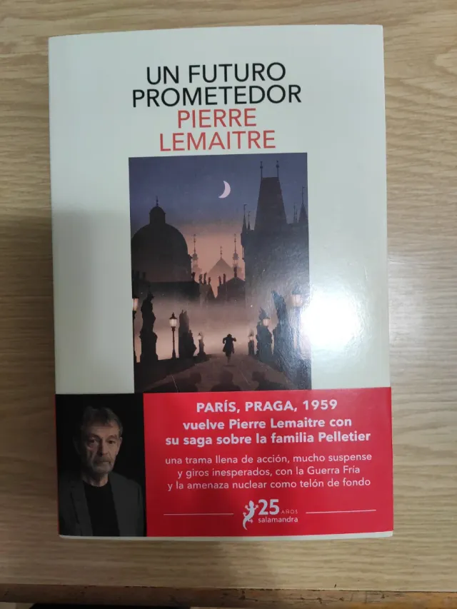 Un futuro prometedor / A Promising Future (Span...