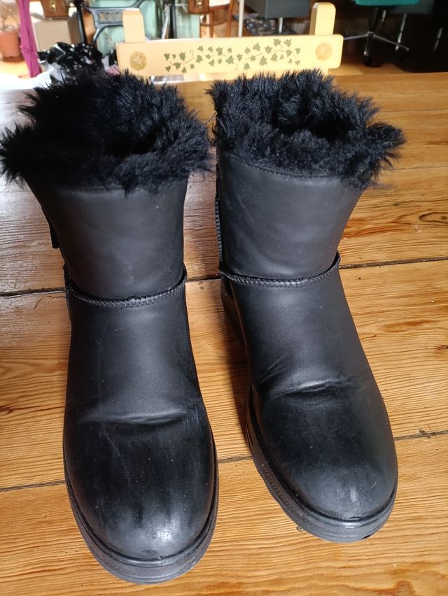 Botas forradas borrego talla 38