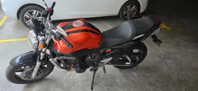 Yamaha FZ6 N
