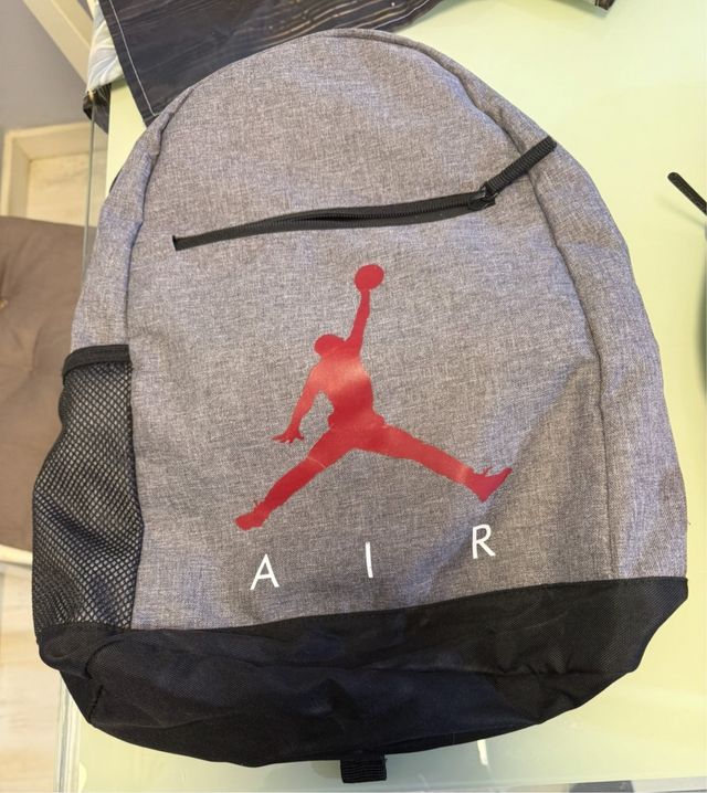 Mochila Jordan Gris