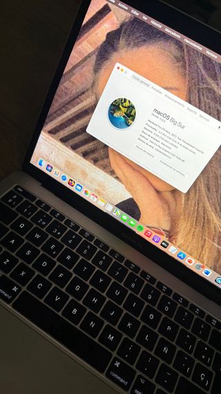 MacBook Pro Apple Gris año 2017