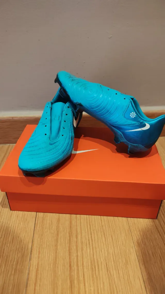 Botas de fútbol Nike azules