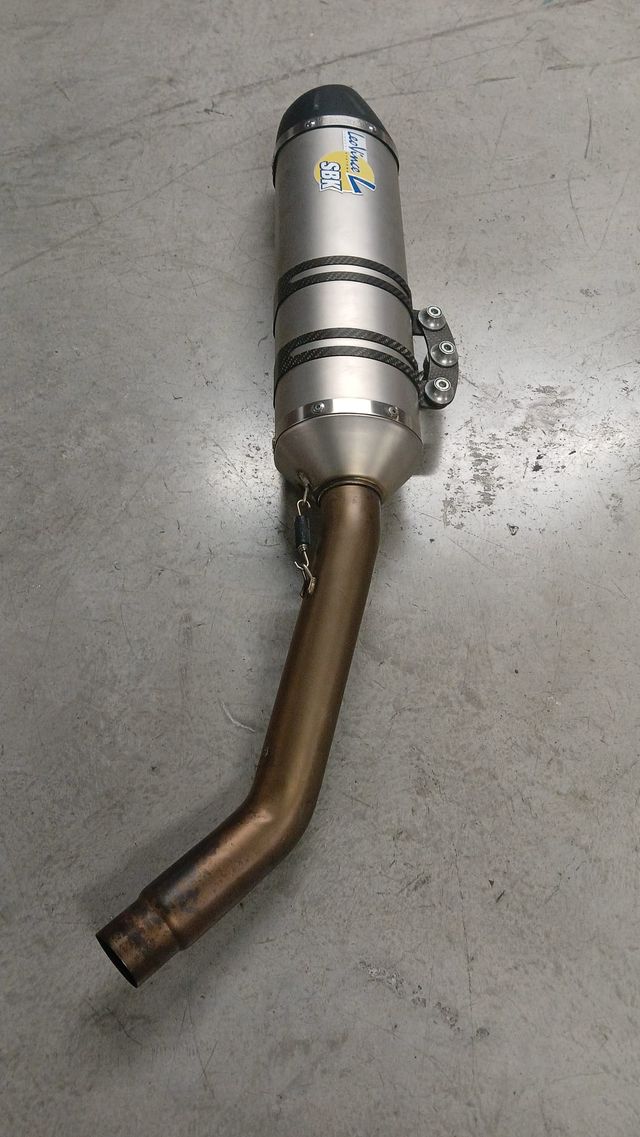 ESCAPE TRIUMPH TIGER 800XC LEOVINCE