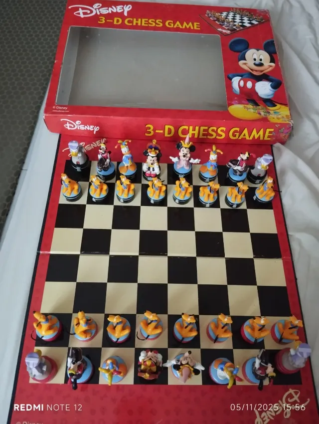 Juego Ajedrez Disney Mickey Mouse 3D