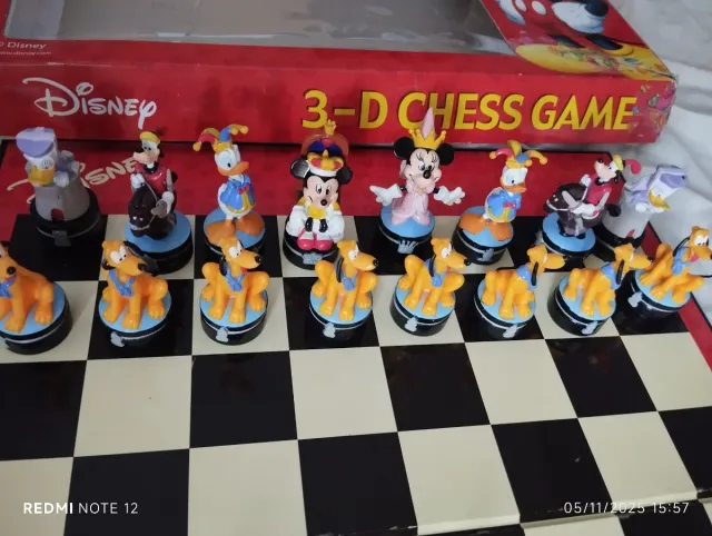 Juego Ajedrez Disney Mickey Mouse 3D