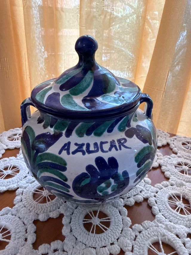 Azucarero de cerámica pintado a mano