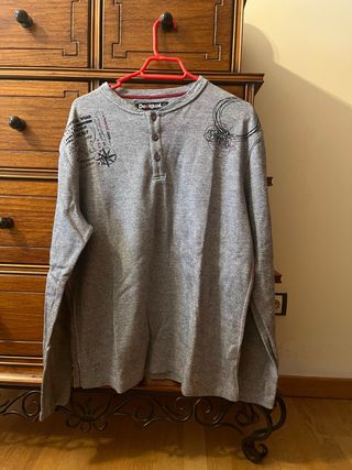 Camiseta Desigual Manga Larga Gris Talla L