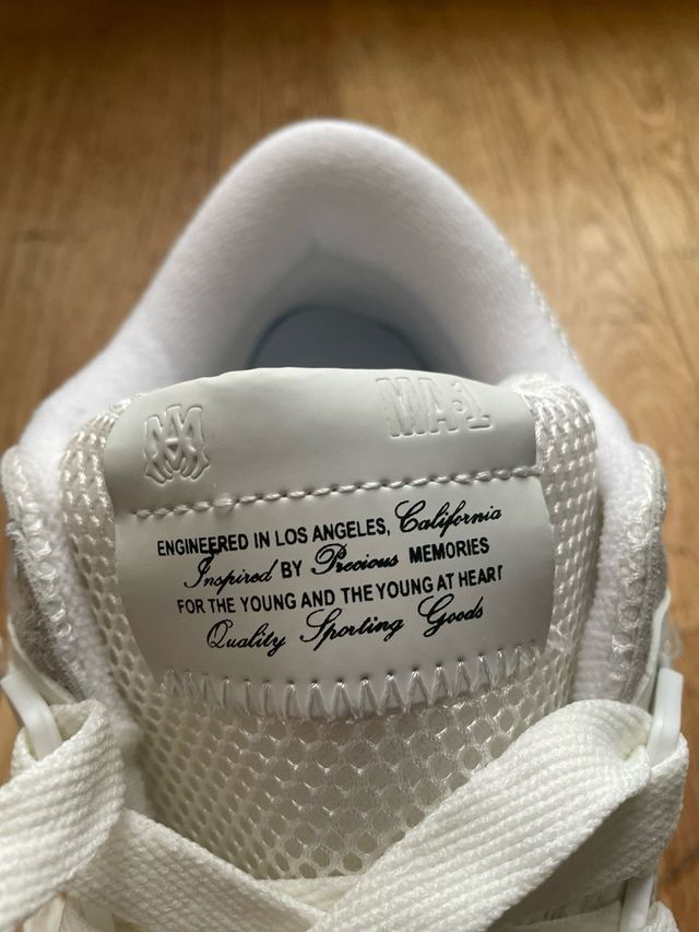 Zapatillas blancas 43